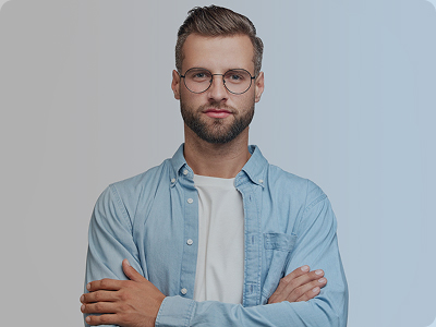 Alejandro Ruiz - Jefe de análisis financiero de Aurilio Valtrion